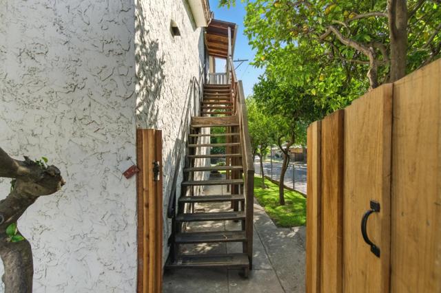295 S 19th Street, San Jose CA: https://media.crmls.org/mediaz/635ff429-6b6c-4693-a3c0-fcf54e9ee86e.jpg