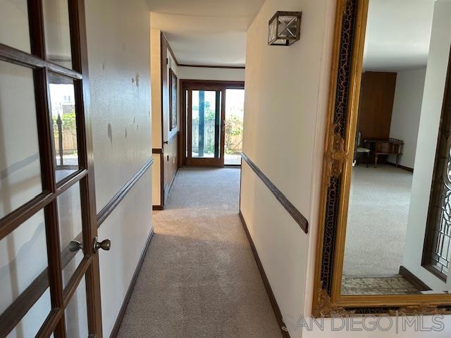 3154 Lloyd St, San Diego CA: https://media.crmls.org/mediaz/6360fcb8-f0cd-45cc-a1b9-59c11eefafff.jpg
