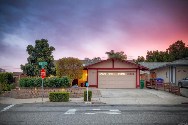 Detail Gallery Image 5 of 37 For 4231 Cielo Ave, Oceanside,  CA 92056 - 3 Beds | 2 Baths
