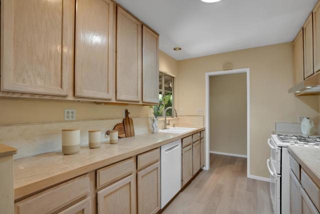 2685 Custer Drive, San Jose CA: https://media.crmls.org/mediaz/636208e6-77b2-49c1-8440-52b88d3ef04c.jpg