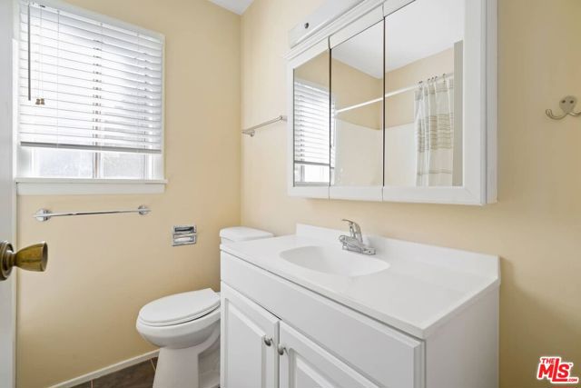842 Radcliffe Avenue photo 8