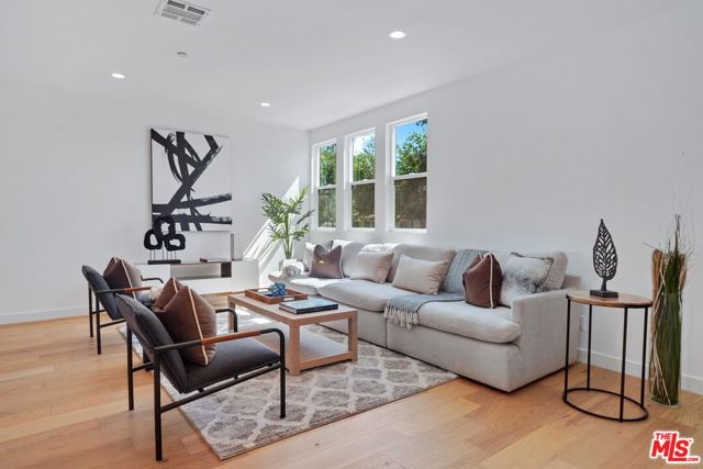 6213 AUCKLAND Avenue photo 4