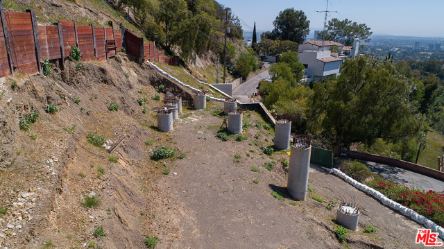 Image 12 of 24 For 1511 Summitridge Drive