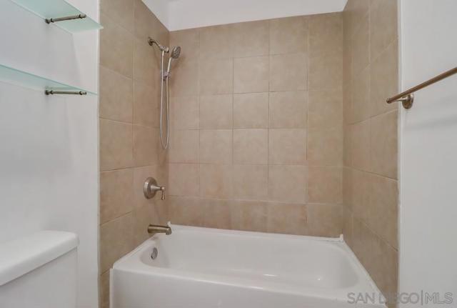 1280 W Main Street, El Cajon CA: https://media.crmls.org/mediaz/6362bc03-d4e5-4375-8fce-3fc872e42ca5.jpg