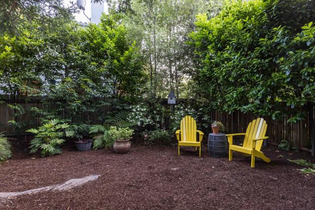 467 Lincoln Avenue, Palo Alto CA: https://media.crmls.org/mediaz/6363176f-47a8-43e2-885e-f09f88f3c27d.jpg
