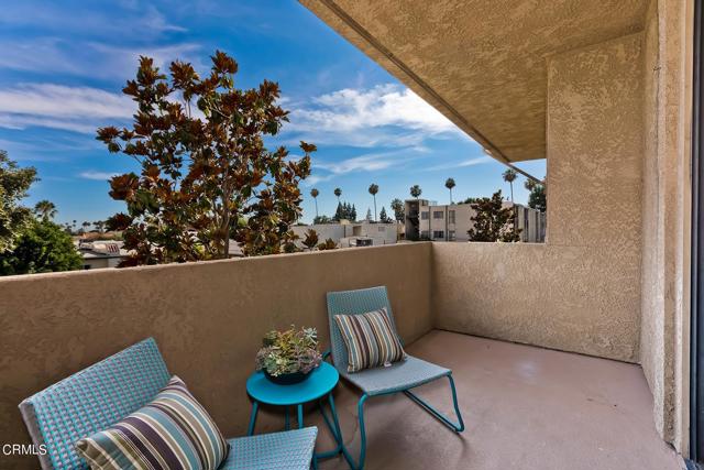 Detail Gallery Image 5 of 31 For 221 S Oak Knoll Ave #304,  Pasadena,  CA 91101 - 2 Beds | 2 Baths