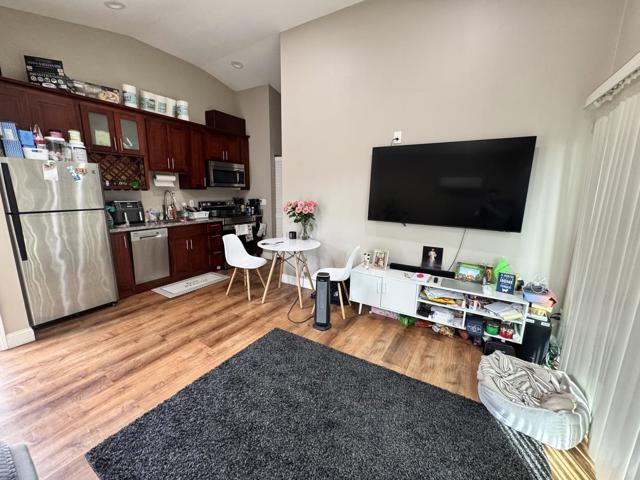 2604 Sierra Vista Court, San Jose CA: https://media.crmls.org/mediaz/6363765e-6ed1-4943-bdd6-a079f400fd19.jpg