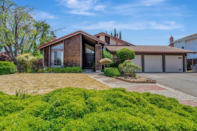 668 Litton Court, Sunnyvale CA: https://media.crmls.org/mediaz/6363f2f7-1ab4-4a17-9494-23cc8550ce4d.jpg