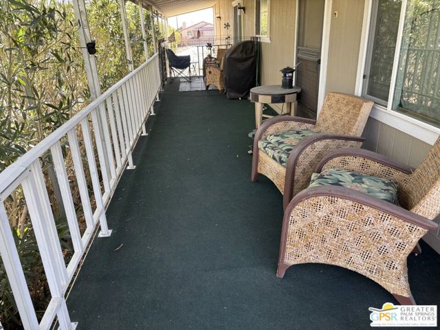 15500 Bubbling Wells Road, Desert Hot Springs CA: https://media.crmls.org/mediaz/6363fea3-051a-4dc6-9adc-422c84f1425e.jpg