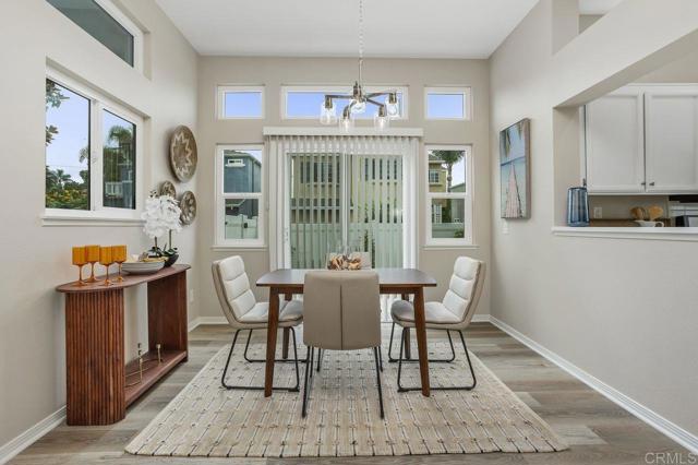 Detail Gallery Image 5 of 44 For 203 Triton Cir, Encinitas,  CA 92024 - 3 Beds | 2/1 Baths