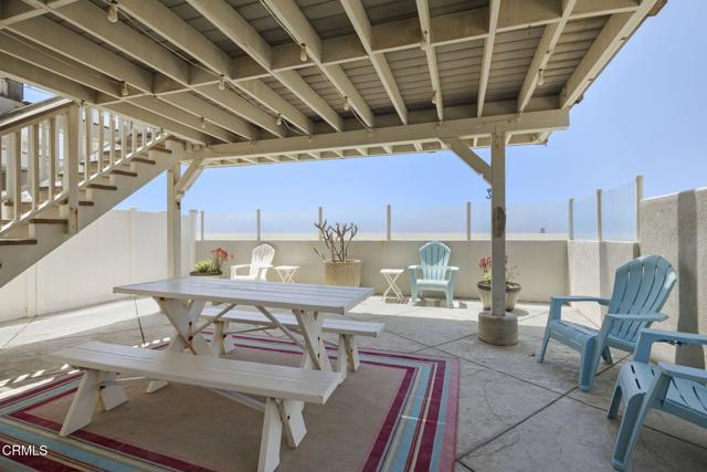 Detail Gallery Image 31 of 64 For 325 Ocean Dr, Oxnard,  CA 93035 - 5 Beds | 3 Baths