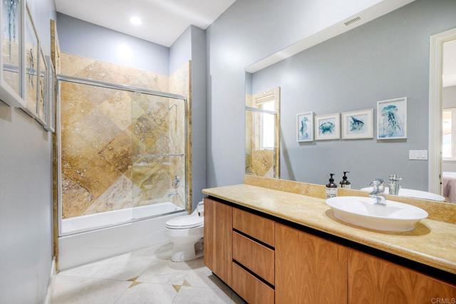 Detail Gallery Image 39 of 68 For 28521 Gladstone Ct, Escondido,  CA 92026 - 3 Beds | 3/1 Baths