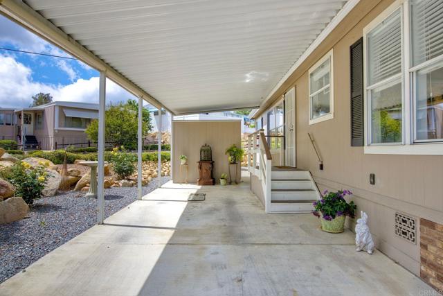 Detail Gallery Image 5 of 35 For 28890 Lilac Rd Spc 167 #167,  Valley Center,  CA 92082 - 3 Beds | 2 Baths