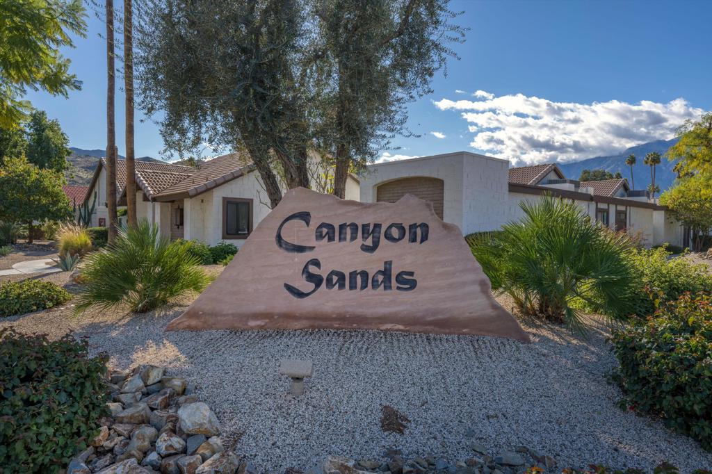 2542 E Miramonte Circle #C