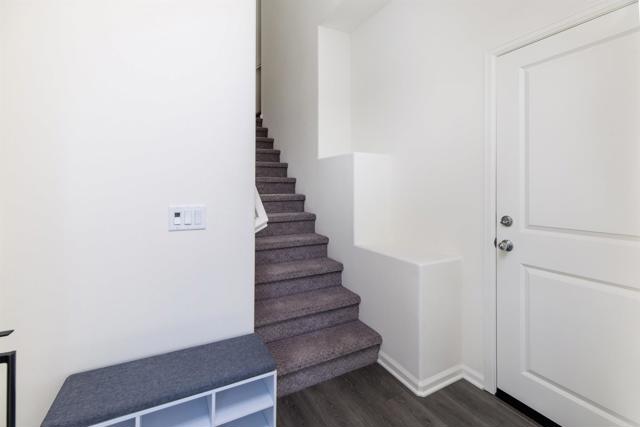 Detail Gallery Image 10 of 34 For 953 Radcliffe Trl, Vista,  CA 92081 - 2 Beds | 2 Baths
