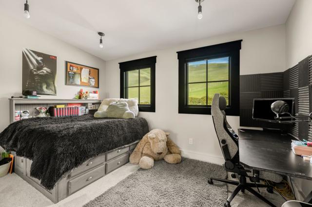 6033 Dagnino Road, Livermore CA: https://media.crmls.org/mediaz/636a2103-8e79-48b9-8452-decbb91fad98.jpg