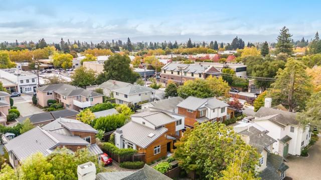 1236 Hoover Street, Menlo Park CA: https://media.crmls.org/mediaz/636b0472-08bc-467e-a34a-64bbcadafd91.jpg