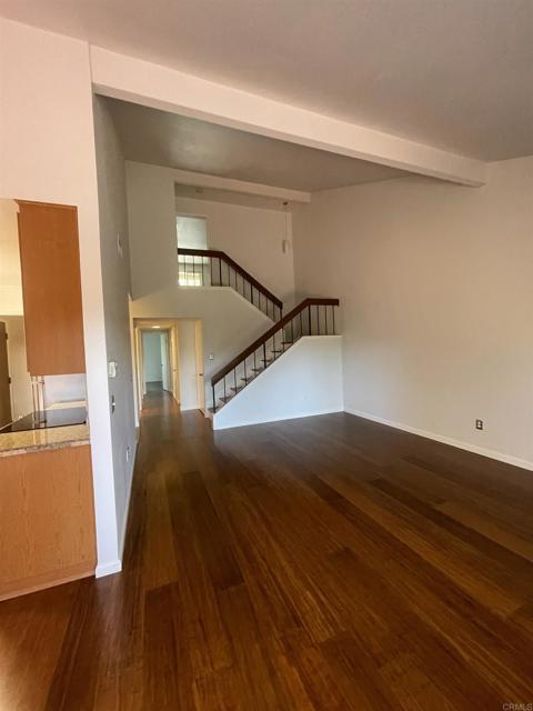 Detail Gallery Image 3 of 19 For 1612 Bridgeview Dr, San Diego,  CA 92105 - 3 Beds | 2 Baths