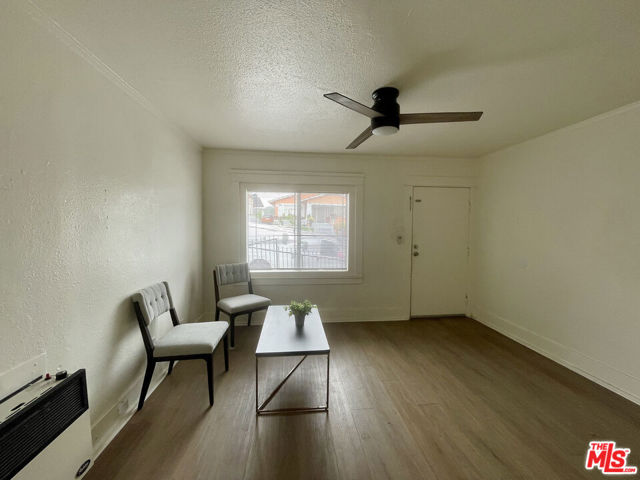 223 Lake Shore Terrace, Los Angeles CA: https://media.crmls.org/mediaz/636c79c1-1d0d-49ef-ba25-1f0ba5a3da97.jpg