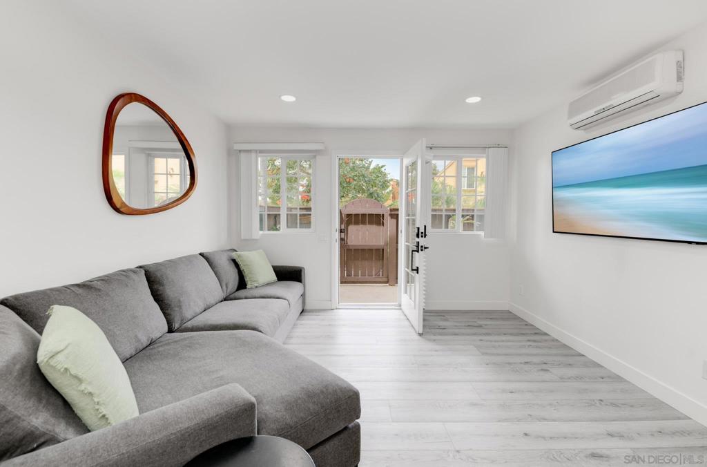 5402 Balboa Arms - photo 3