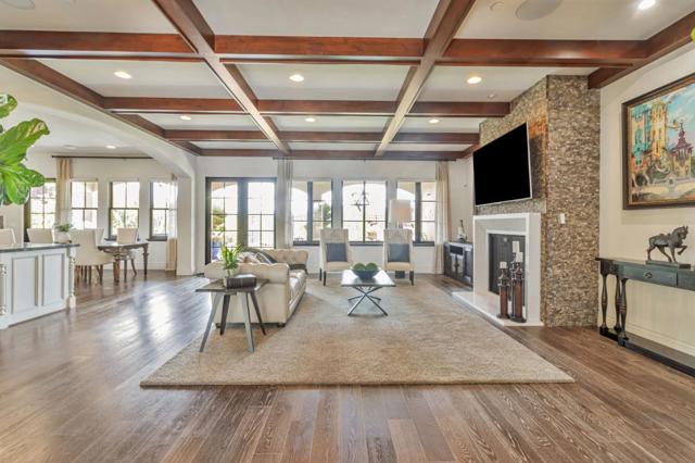 7 Stonebrae Road, Hayward CA: https://media.crmls.org/mediaz/636d35f7-5ed1-448e-bbc4-398dae737f71.jpg
