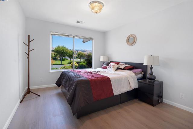 16935 Sugar Pine Dr, Morgan Hill CA: https://media.crmls.org/mediaz/636d8142-6862-4c97-8728-b426709250f6.jpg