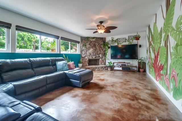 3541 Pomeroy St, San Diego CA: https://media.crmls.org/mediaz/636fd84e-f5bf-40b6-83a8-c7a15192b8ea.jpg
