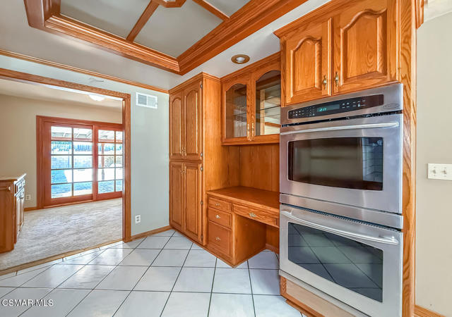 259 Dorena Drive, Newbury Park CA: https://media.crmls.org/mediaz/63700e15-ecd3-4484-8af2-ac19e78b060d.jpg