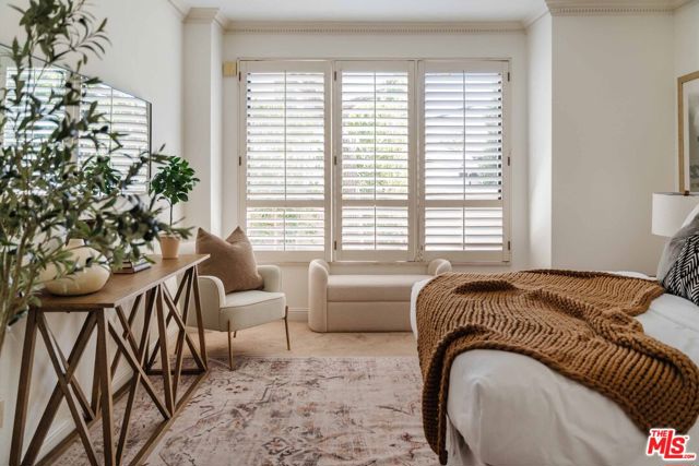 Drew Fenton | 12218 Montana Avenue Los Angeles CA | MLS: 7070013