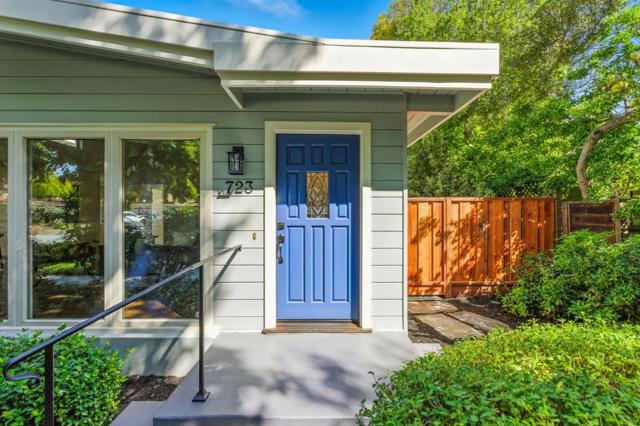 723 Josina Avenue, Palo Alto CA: https://media.crmls.org/mediaz/63707efc-e87d-4e56-bdd6-2ef53051969b.jpg