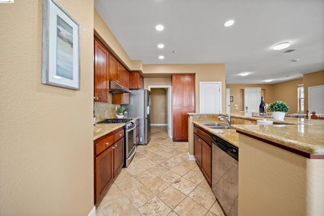 Image 12 of 43 For 6403 Blue Rock Ct