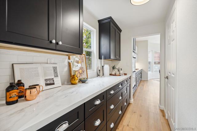 13133 Via Canyon Dr, San Diego CA: https://media.crmls.org/mediaz/6371b229-b169-4047-bc21-4923eb739630.jpg