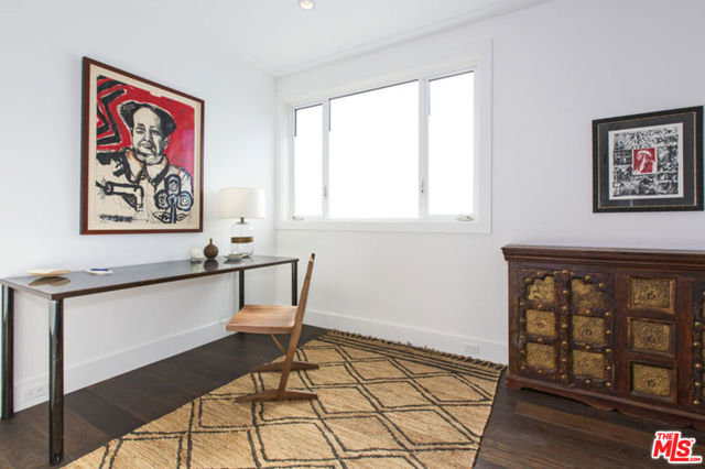 23812 Malibu Road, Malibu CA: https://media.crmls.org/mediaz/637204a1-7e2f-4543-87c3-aa09930e4d11.jpg