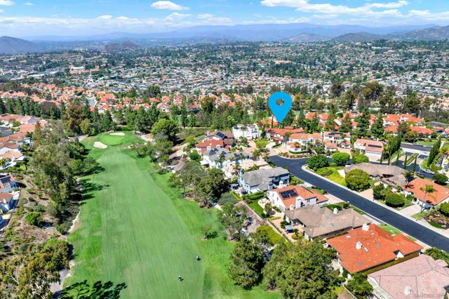 12206 Fairway Pointe Row, San Diego CA: https://media.crmls.org/mediaz/6372277d-eff4-4255-b749-da8998c8cae0.jpg