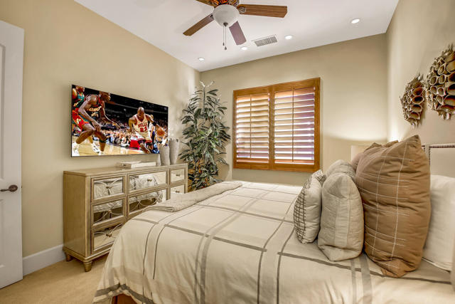 Image 34 of 74 For 48611 Sojourn Street