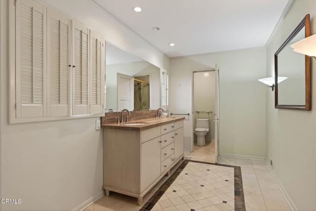 281 Glen Ellen Drive, Ventura CA: https://media.crmls.org/mediaz/6373e888-865e-4056-bfe6-bfaca8d3938a.jpg