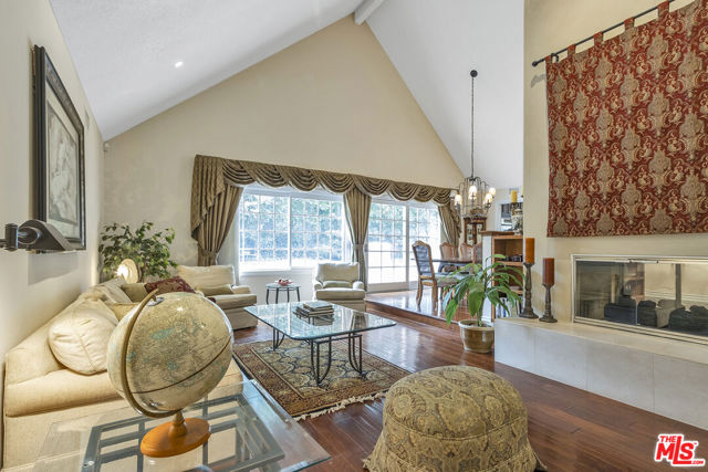 10329 Melvin Avenue, Porter Ranch CA: https://media.crmls.org/mediaz/63745d31-efd4-4628-a8c3-e6f37fada95a.jpg