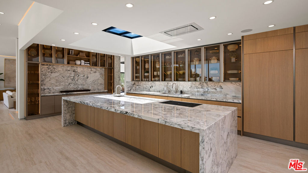 MLS #26863723 image #16