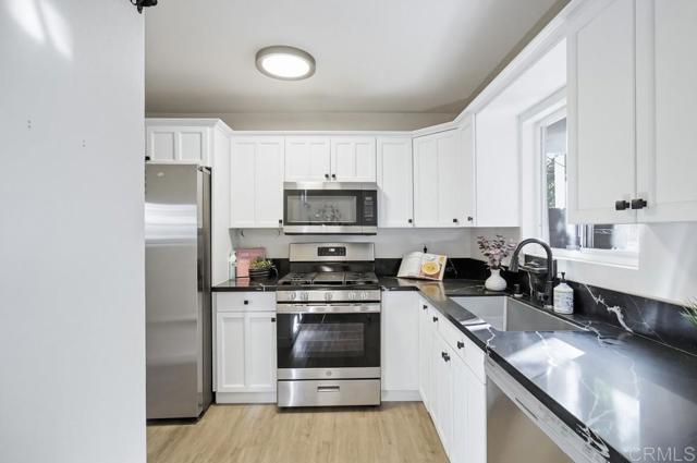 Detail Gallery Image 31 of 65 For 4421 Tremont #27,  San Diego,  CA 92102 - 3 Beds | 2 Baths