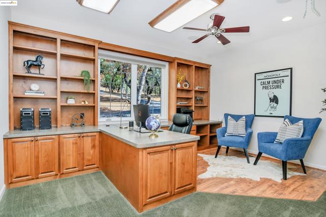 16096 Parkridge Ave, Sonora CA: https://media.crmls.org/mediaz/6378740b-e6b6-4ca8-a51c-d0c9dfa935bc.jpg