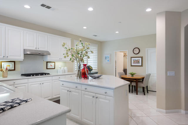 Image 16 of 43 For 1850 Savanna Way