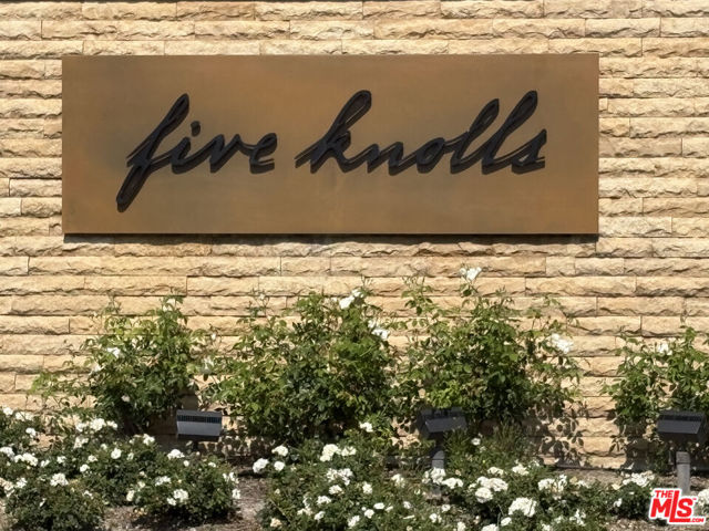 20650 Huntley Way, Santa Clarita CA: https://media.crmls.org/mediaz/637911ba-9ddb-430c-9018-7875bf04f5f5.jpg