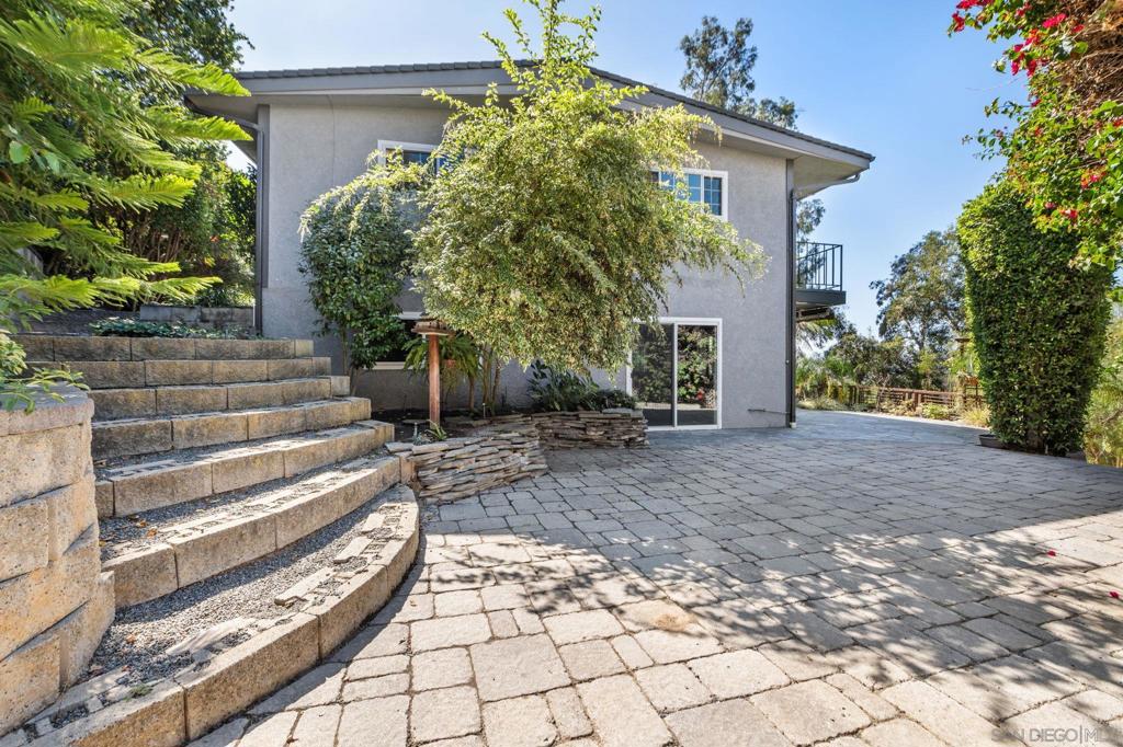 MLS #250041337SD image #24