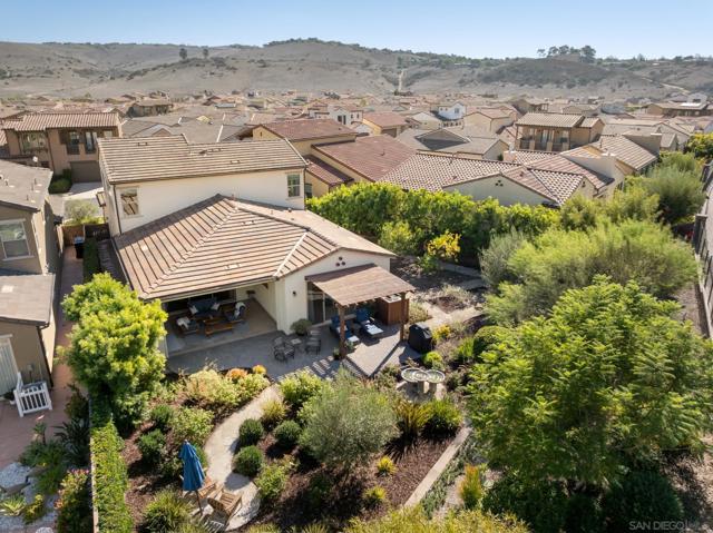 7964 Auberge Circle, San Diego CA: https://media.crmls.org/mediaz/63794d6a-e3a2-4b94-ad12-03df8787dc93.jpg