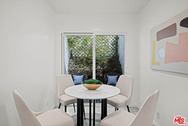 1700 Palisades Drive, Pacific Palisades CA: https://media.crmls.org/mediaz/63797387-d01c-48cd-90e7-a63588faeaaa.jpg