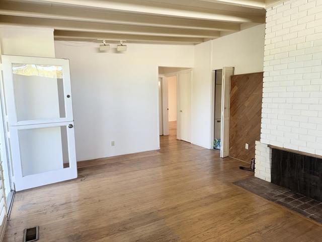 236 Lassen Avenue, Mountain View CA: https://media.crmls.org/mediaz/63797a14-e630-4e98-a73d-1d95f169cfb7.jpg