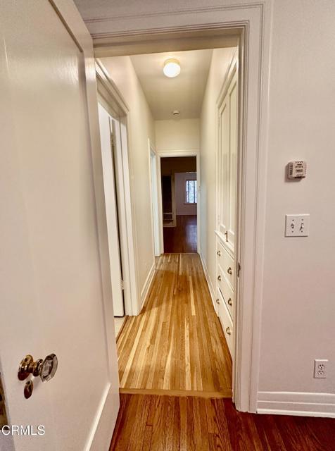 Detail Gallery Image 24 of 28 For 588 S Mentor Ave #B,  Pasadena,  CA 91106 - 2 Beds | 1 Baths