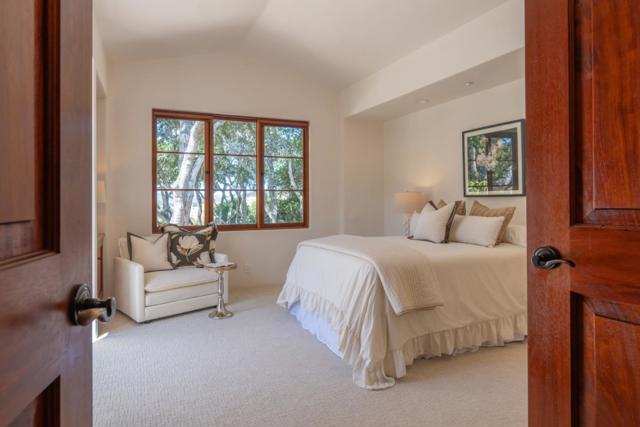 11725 Camino Escondido Road, Carmel Valley CA: https://media.crmls.org/mediaz/6379b9ab-43ba-4772-9e38-de697aa0f398.jpg