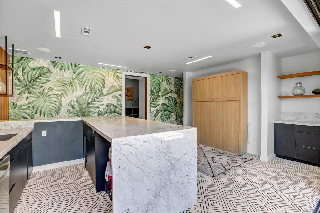 MLS #250022021SD img 9