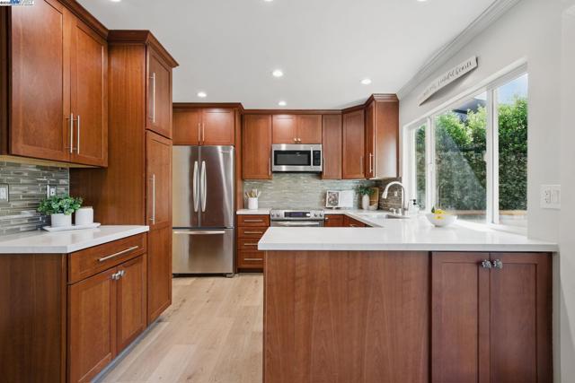 2387 Gomes Rd, Fremont CA: https://media.crmls.org/mediaz/637b09ee-a91f-45ab-b03d-420936c58938.jpg